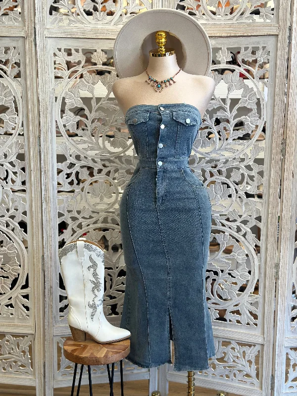 Denim Button Up Midi Dress - No Estira Poco, Slightly Stretchy