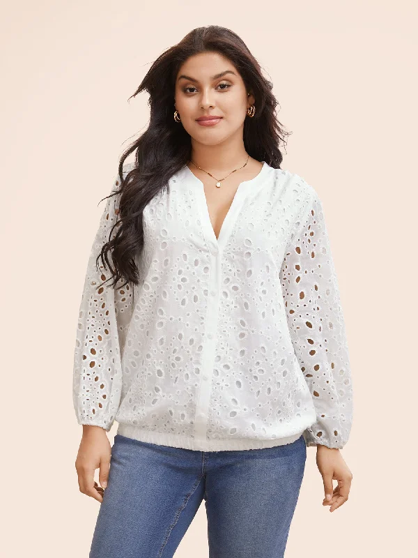 Notched Broderie Anglaise Lantern Sleeve Blouse